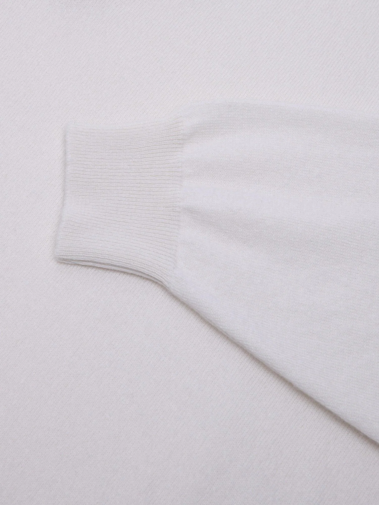 Iris V-Neck - Image 6