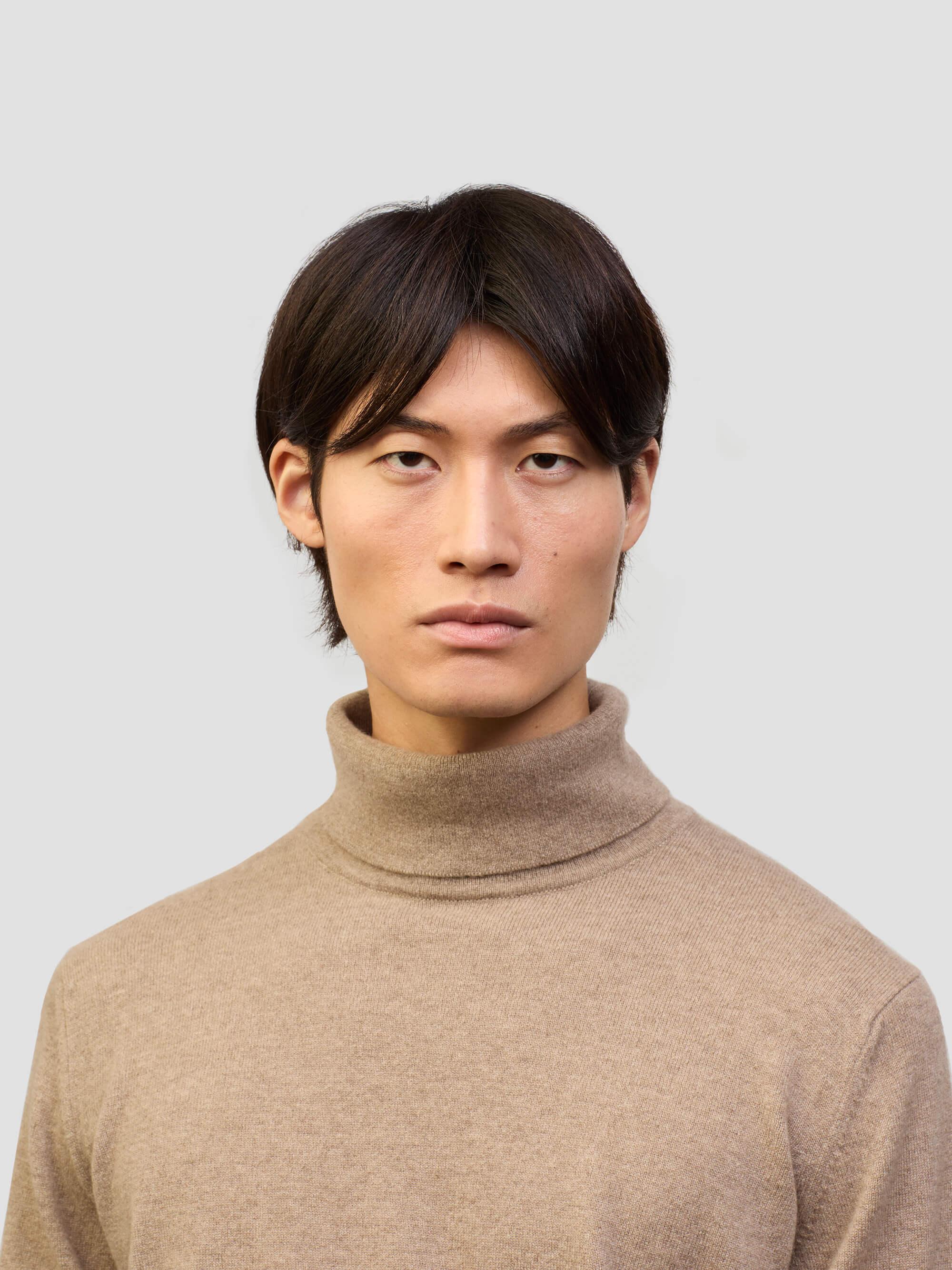 Heriot Roll Neck - Image 3