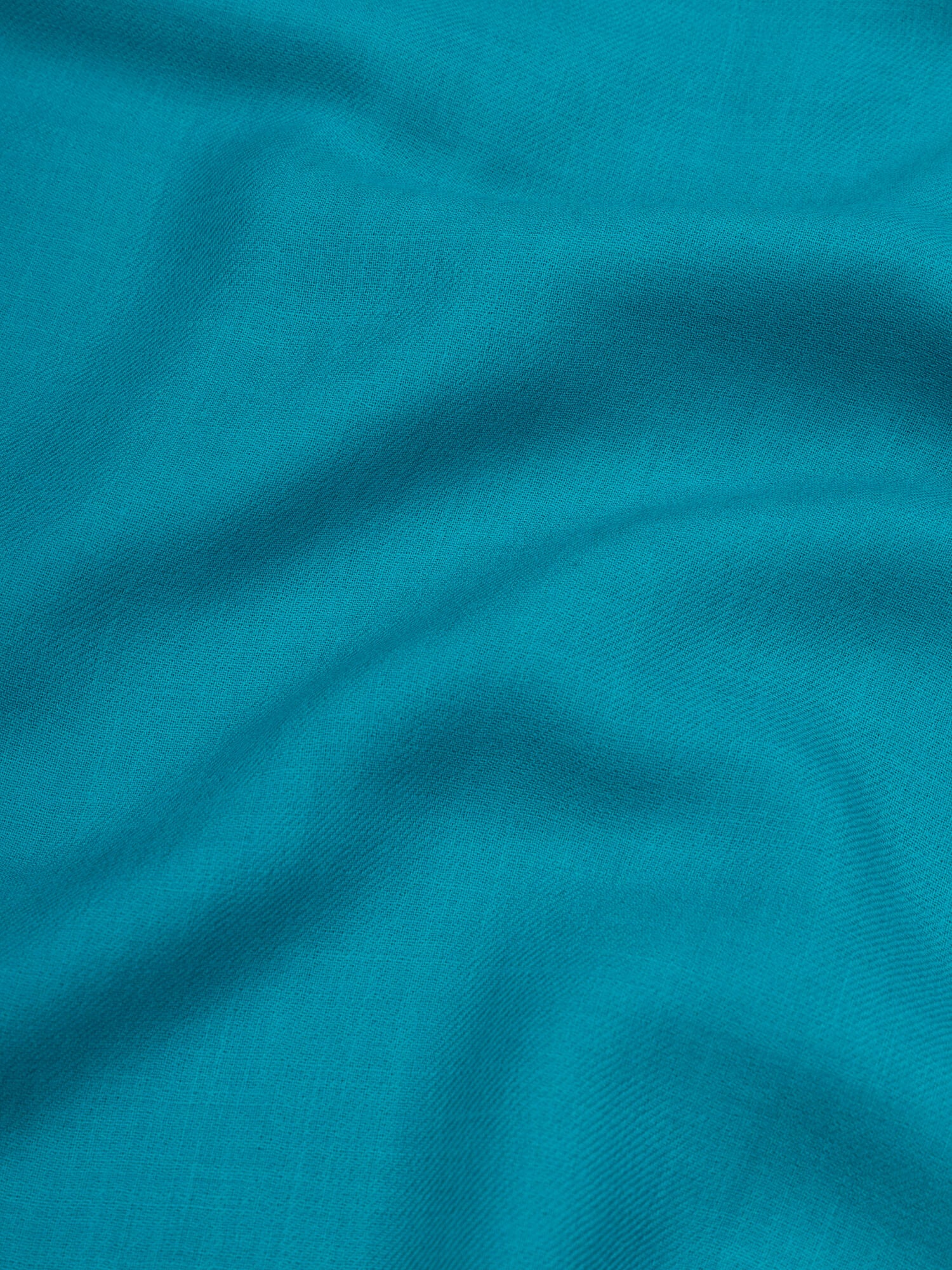 Wispy Solid - Image 4