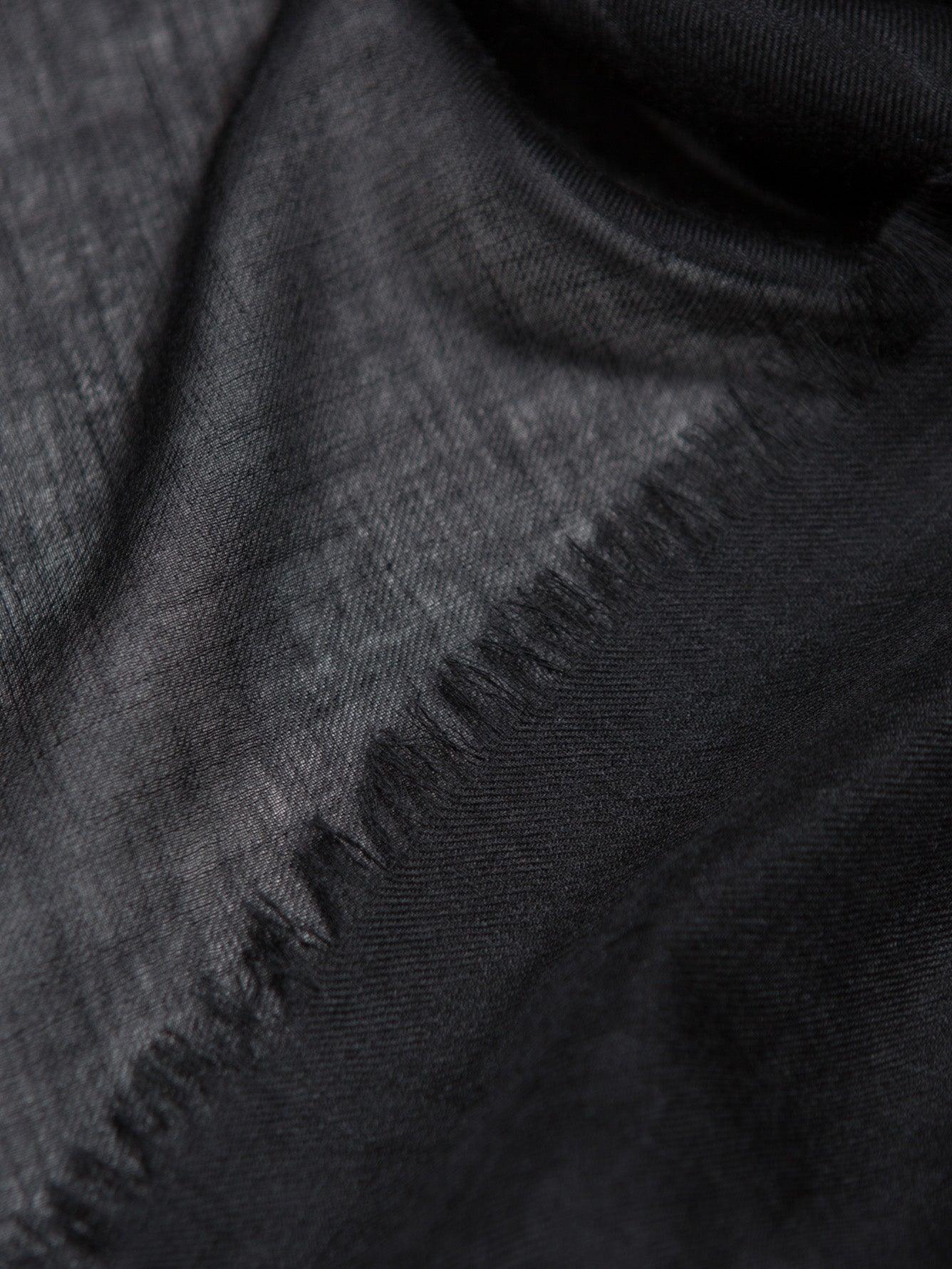 Wispy Solid - Image 4